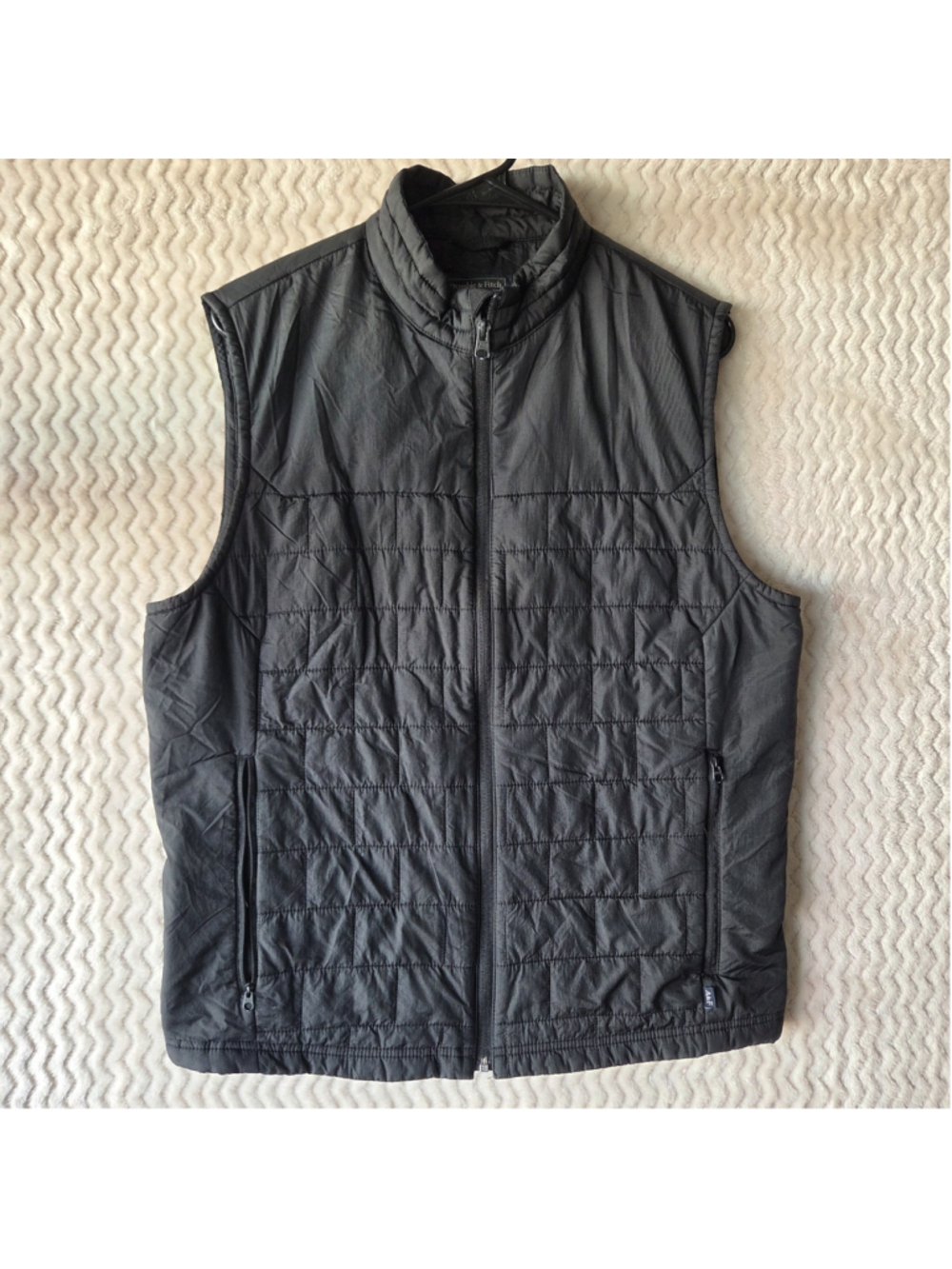 Abercrombie & Fitch Women's Puffer Vest Size M Black Full Zip